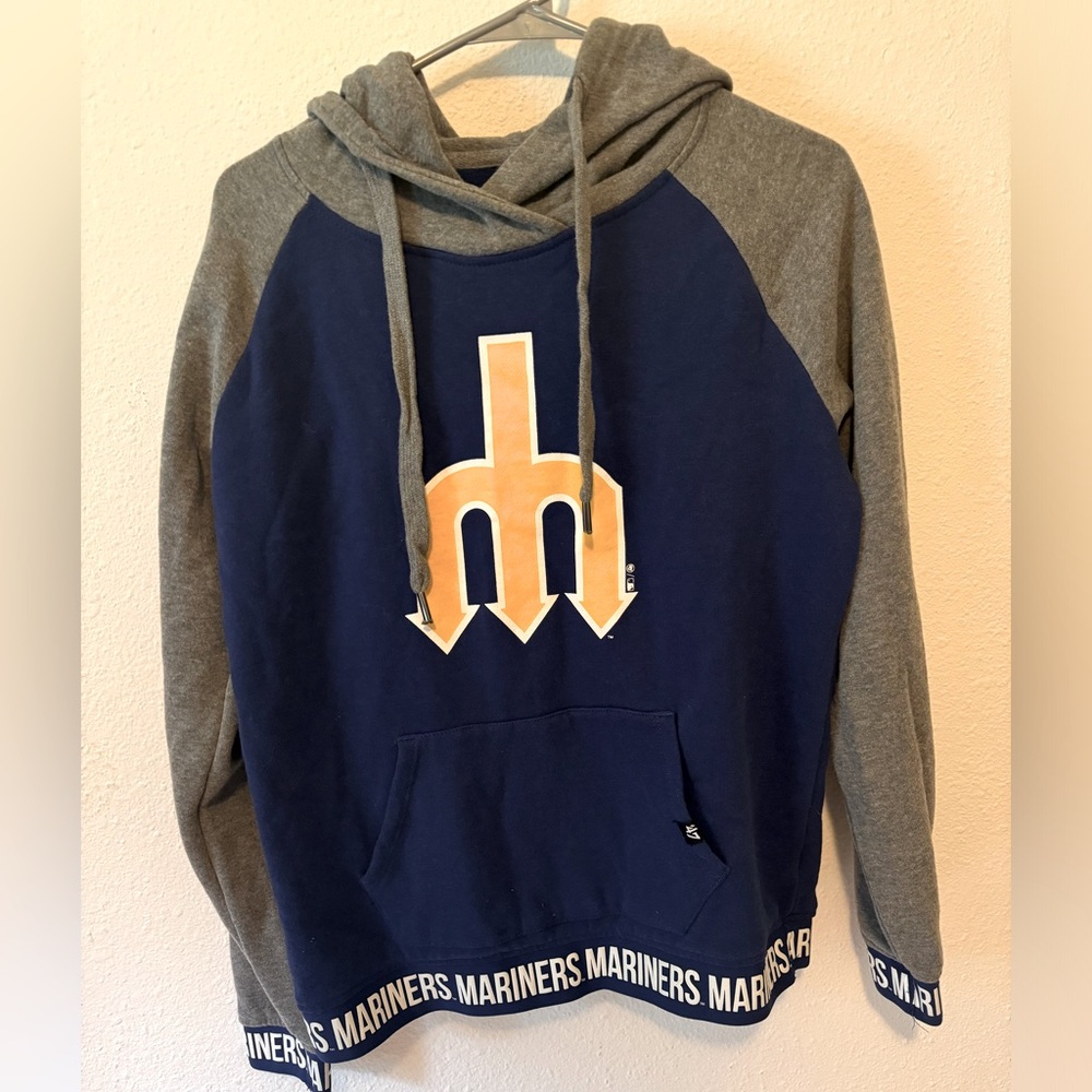 Medium Mariners Hoodie
